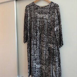 Marimekko Black and White Long Sleeve Printed Dress